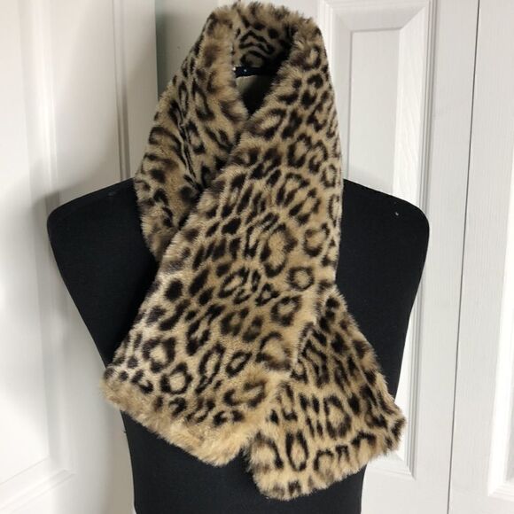 Vintage Leopard Faux Fur Wrap Shawl Scarf - Picture 6 of 7